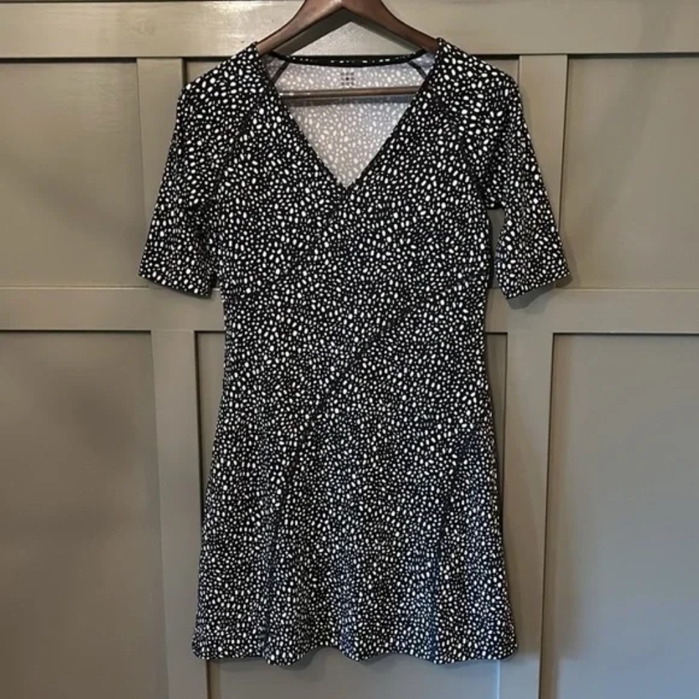 Title Nine Sayonara Cafe Sleeve Dress Black White Dots Athleisure Size Small
